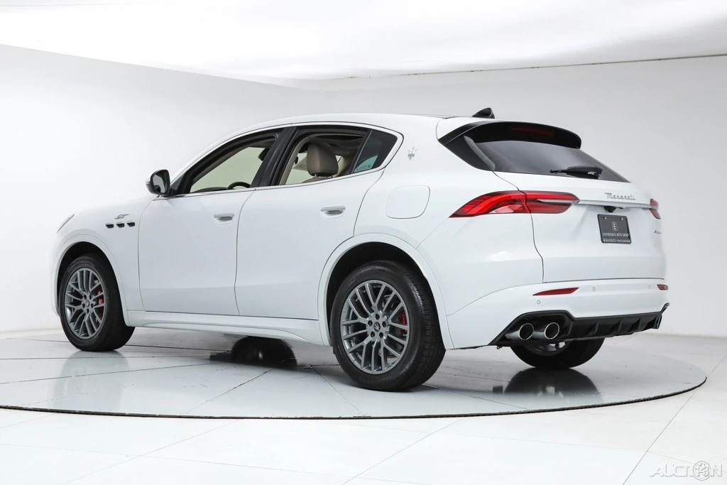 2023 Maserati Grecale - Image 3 of 21