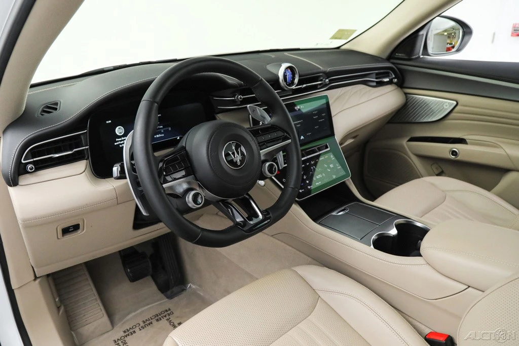2023 Maserati Grecale - Image 13 of 21