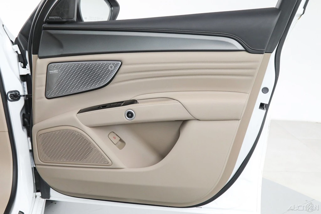 2023 Maserati Grecale - Image 11 of 21