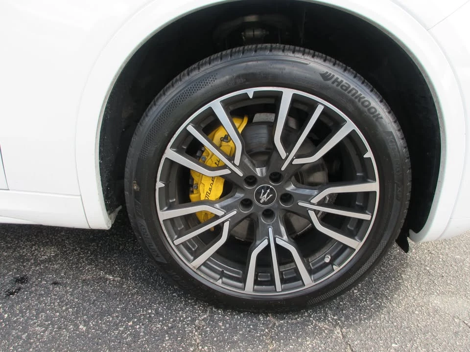 2023 Maserati Grecale - Image 9 of 9