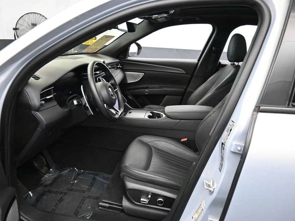 2023 Maserati Grecale - Image 12 of 12