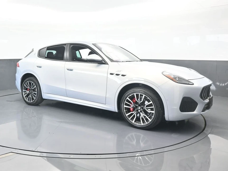 2023 Maserati Grecale - Image 8 of 12
