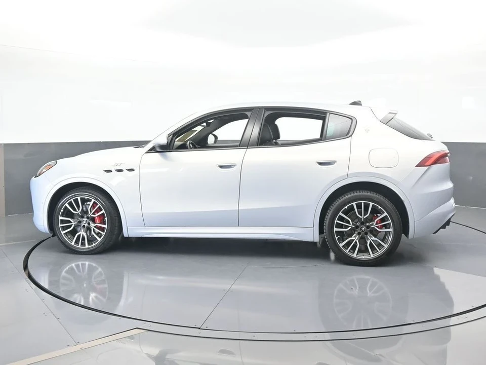 2023 Maserati Grecale - Image 3 of 12