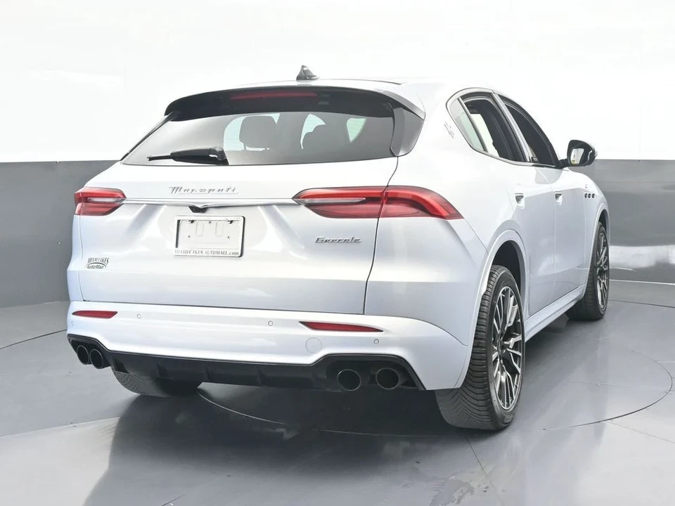 2023 Maserati Grecale - Image 5 of 12
