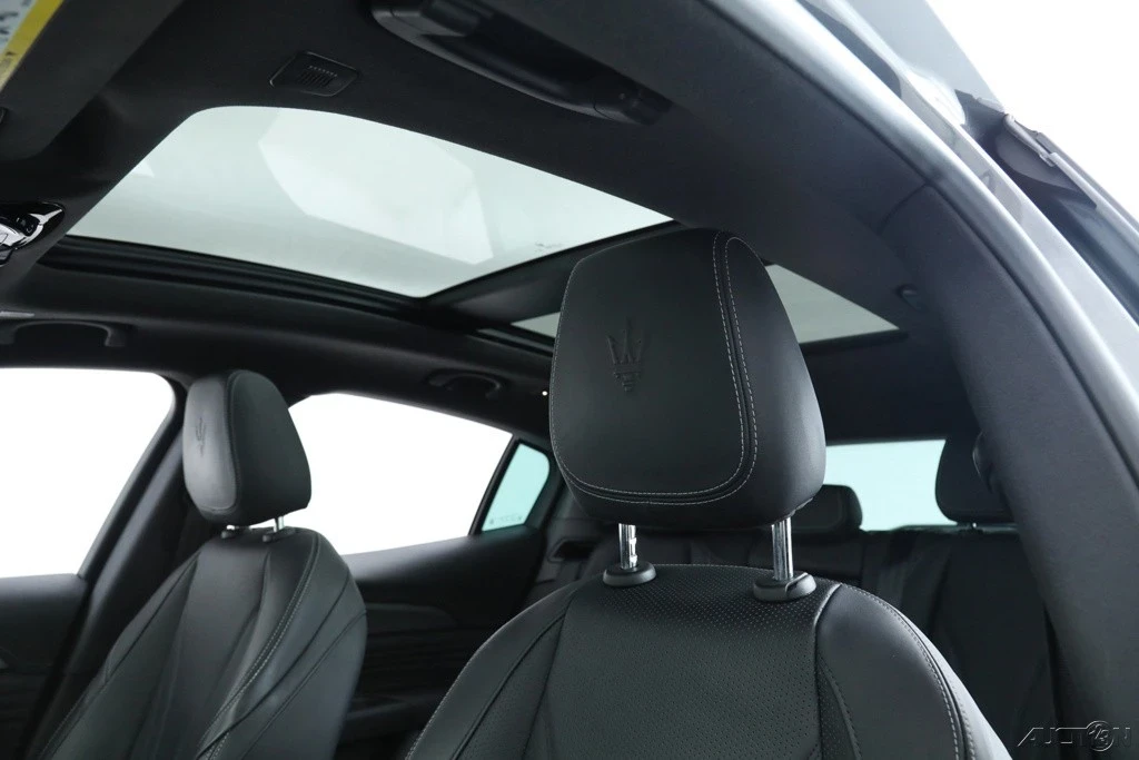 2023 Maserati Grecale - Image 18 of 21