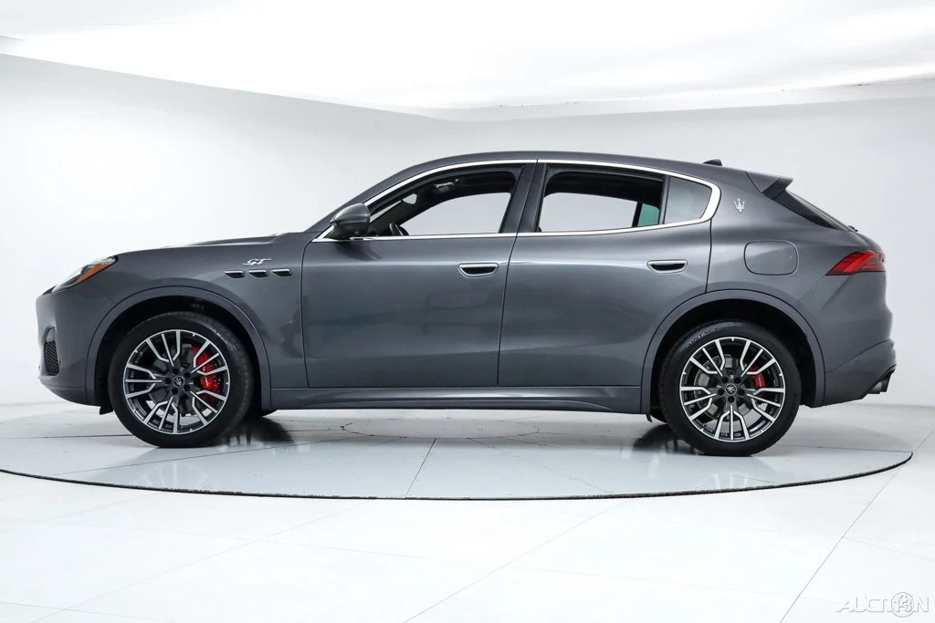 2023 Maserati Grecale - Image 2 of 21