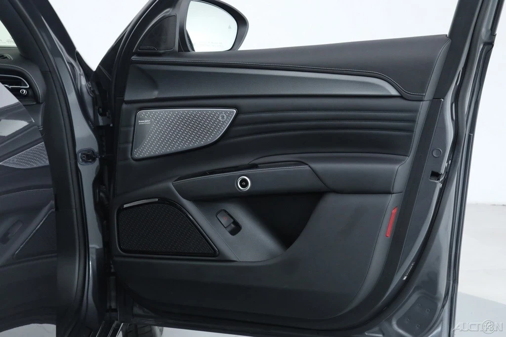 2023 Maserati Grecale - Image 9 of 21