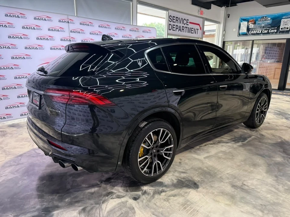 2023 Maserati Grecale - Image 8 of 31