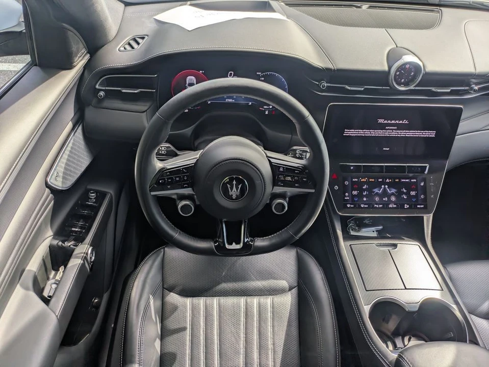 2023 Maserati Grecale - Image 15 of 30