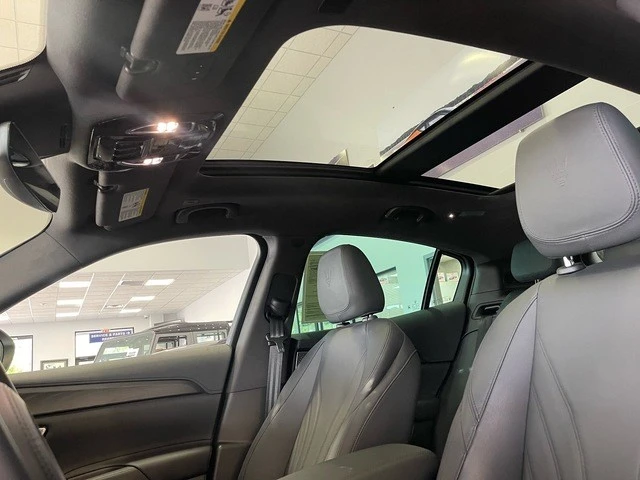 2023 Maserati Grecale - Image 28 of 31