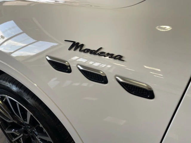 2023 Maserati Grecale - Image 12 of 31