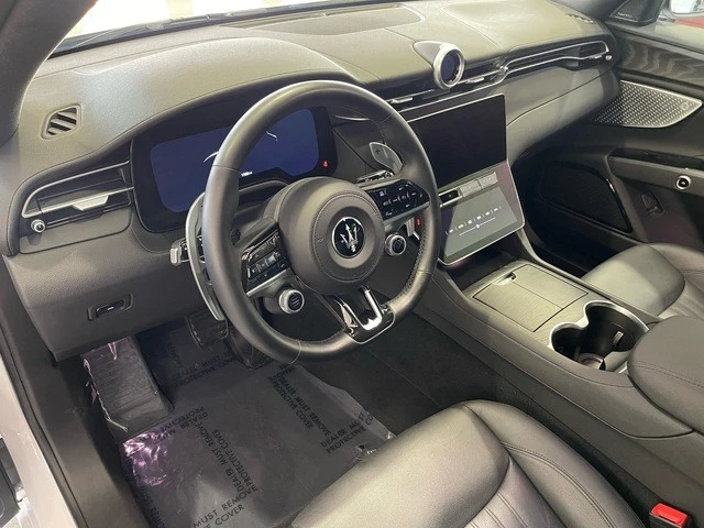 2023 Maserati Grecale - Image 26 of 31