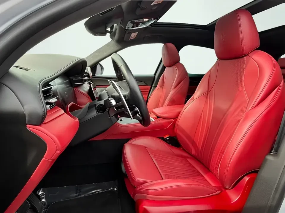 2023 Maserati Grecale - Image 18 of 20