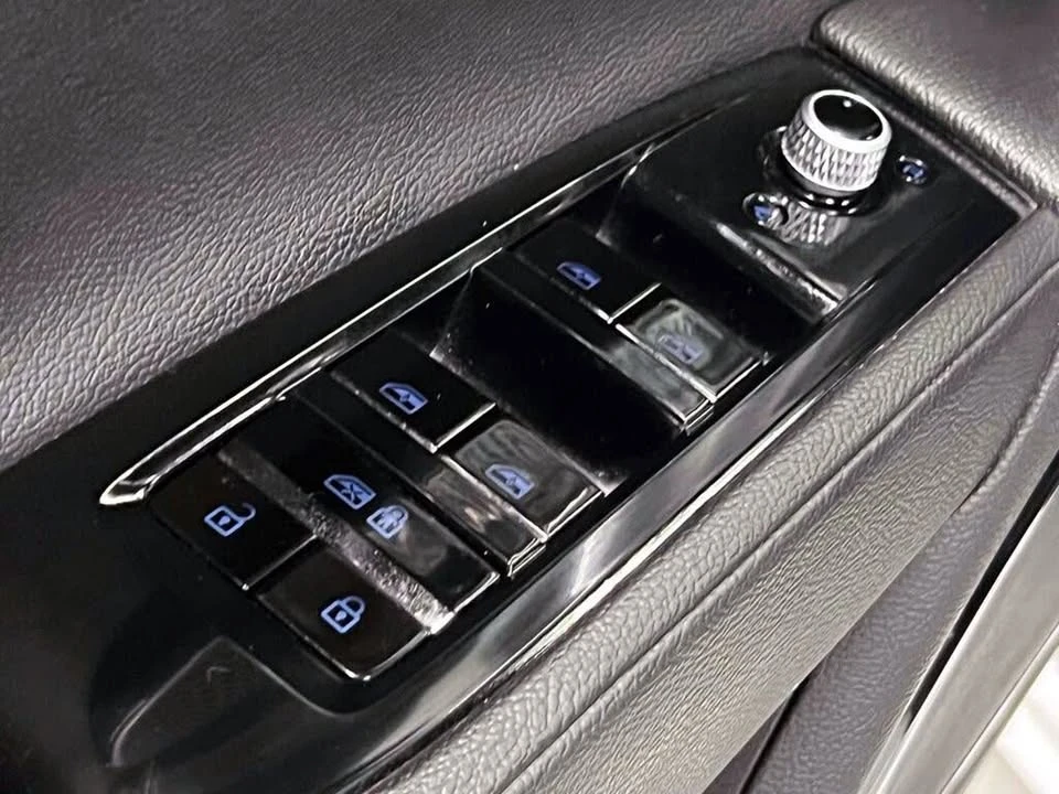 2023 Maserati Grecale - Image 13 of 20