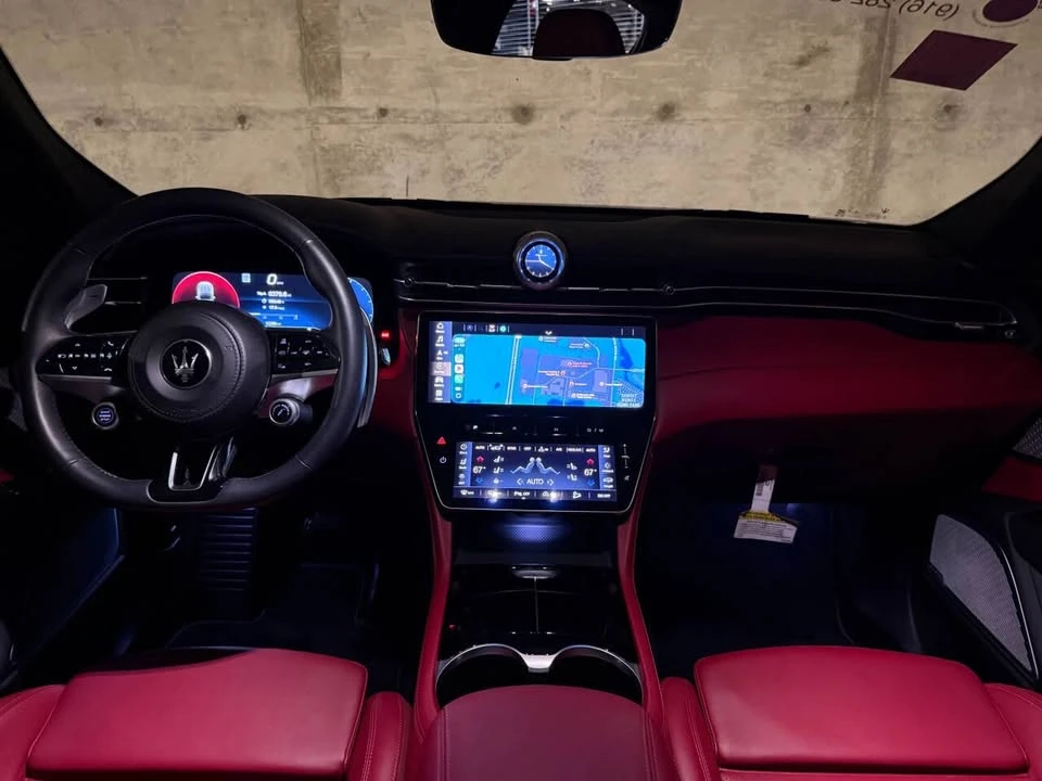 2023 Maserati Grecale - Image 16 of 20