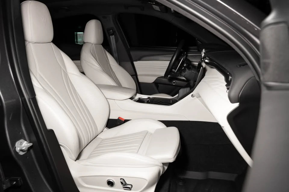 2023 Maserati Grecale - Image 9 of 13