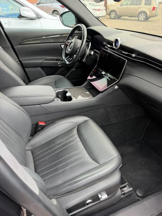 2023 Maserati Grecale - Image 8 of 14