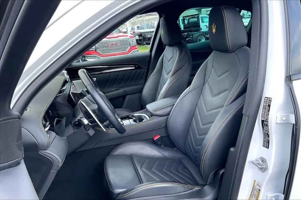 2023 Maserati Grecale - Image 9 of 20