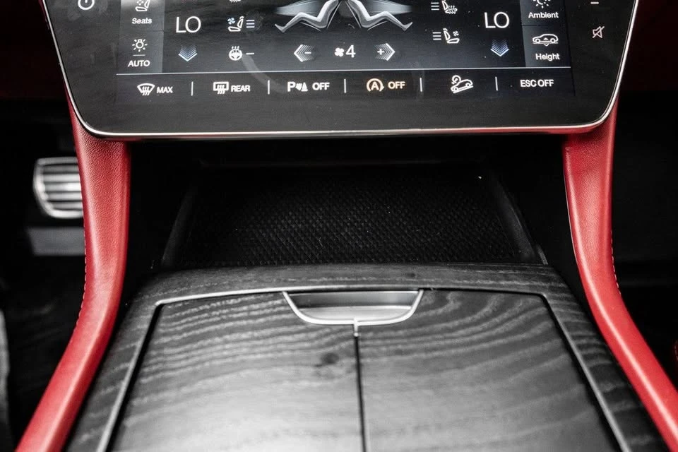 2023 Maserati Grecale - Image 18 of 20