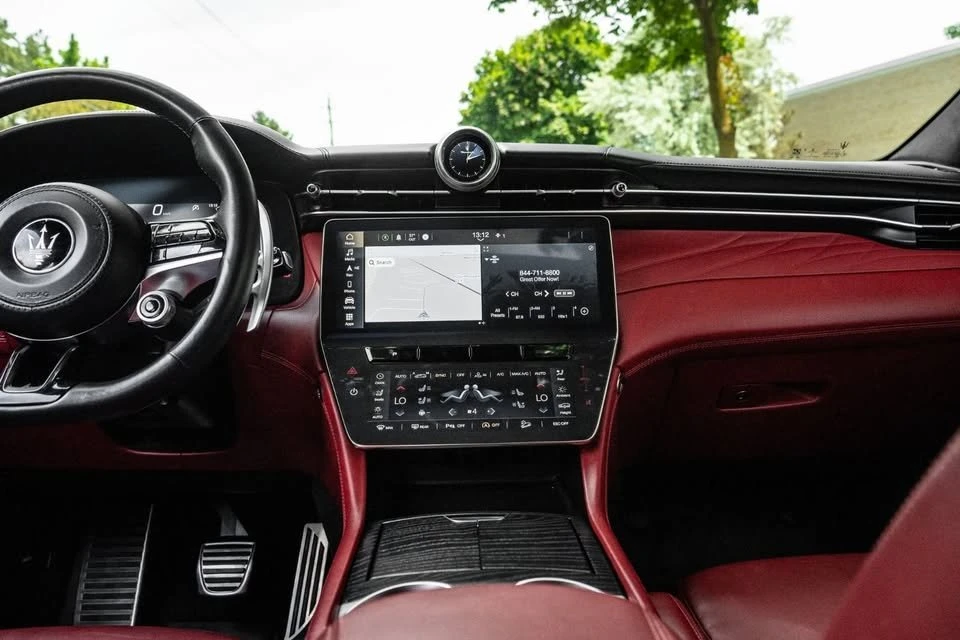 2023 Maserati Grecale - Image 10 of 16