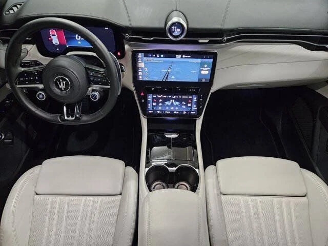 2023 Maserati Grecale - Image 10 of 16