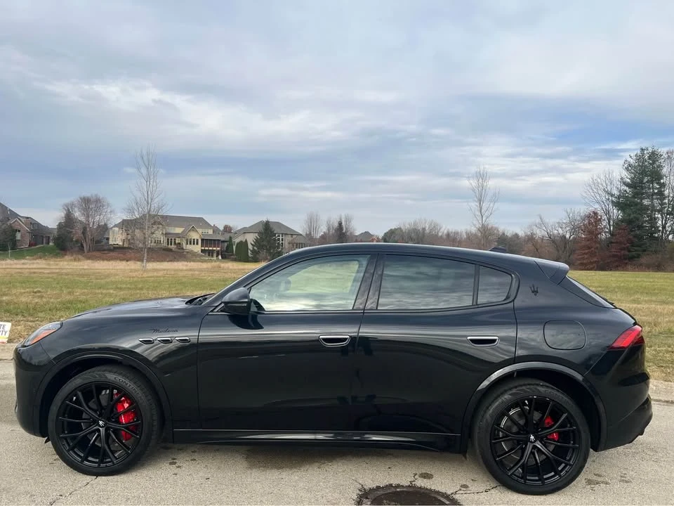 2023 Maserati Grecale - Image 2 of 10