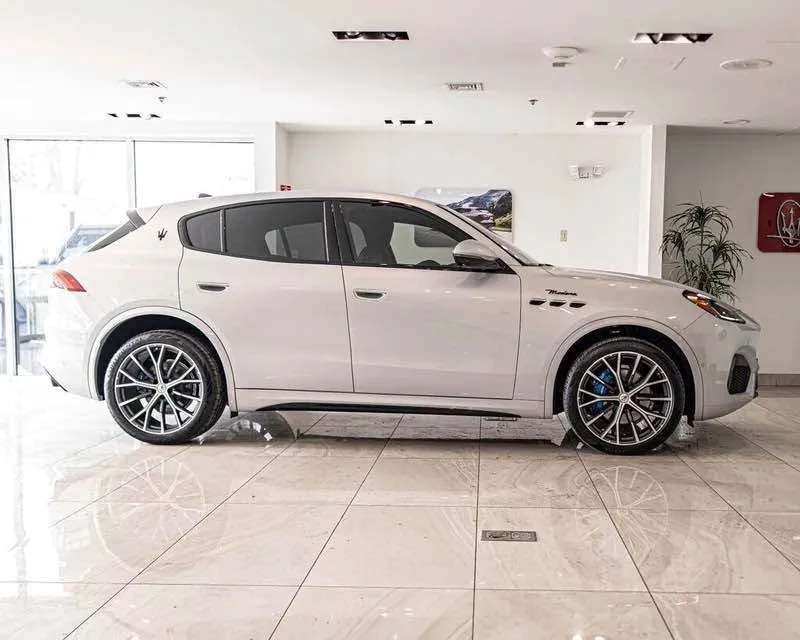 2023 Maserati Grecale - Image 6 of 20
