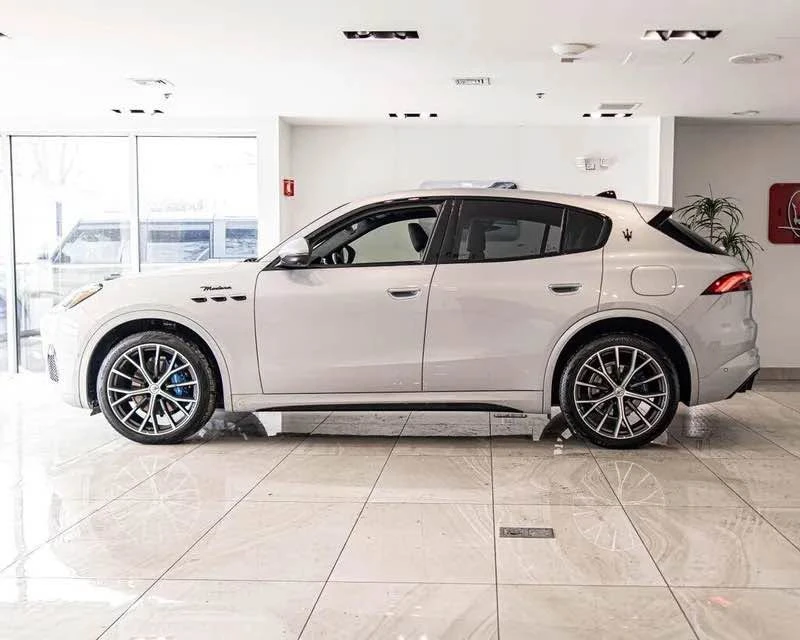 2023 Maserati Grecale - Image 5 of 20