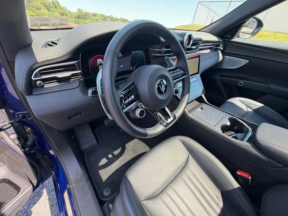2023 Maserati Grecale - Image 14 of 18