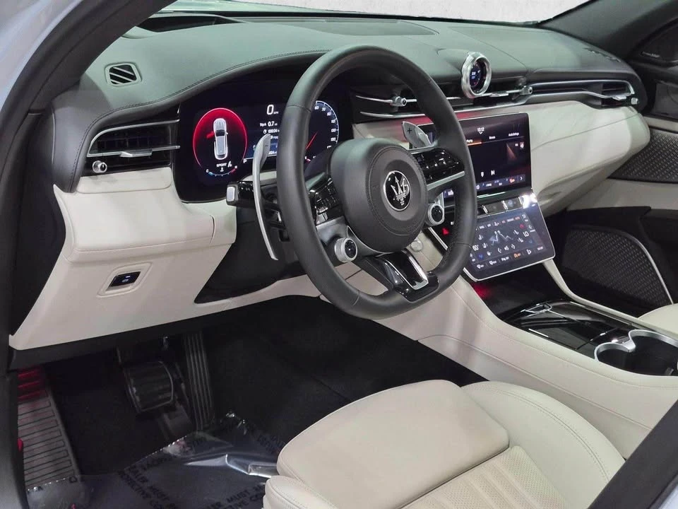 2023 Maserati Grecale - Image 6 of 6