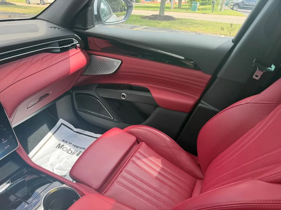 2023 Maserati Grecale - Image 10 of 15