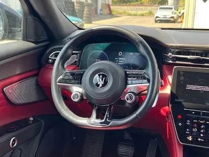 2023 Maserati Grecale - Image 11 of 20