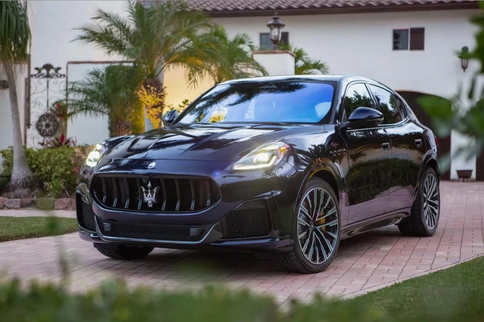 2023 Maserati Grecale - Image 2 of 2