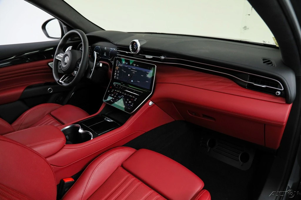 2023 Maserati Grecale - Image 13 of 21