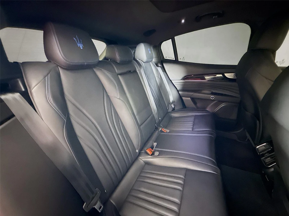 2023 Maserati Grecale - Image 17 of 21