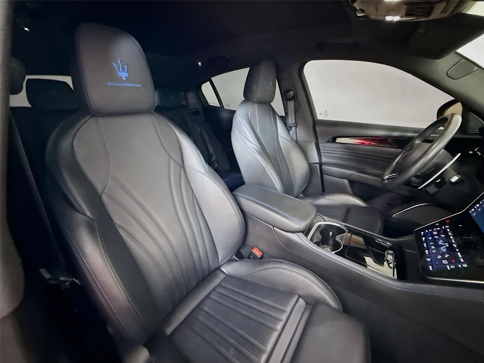 2023 Maserati Grecale - Image 18 of 21