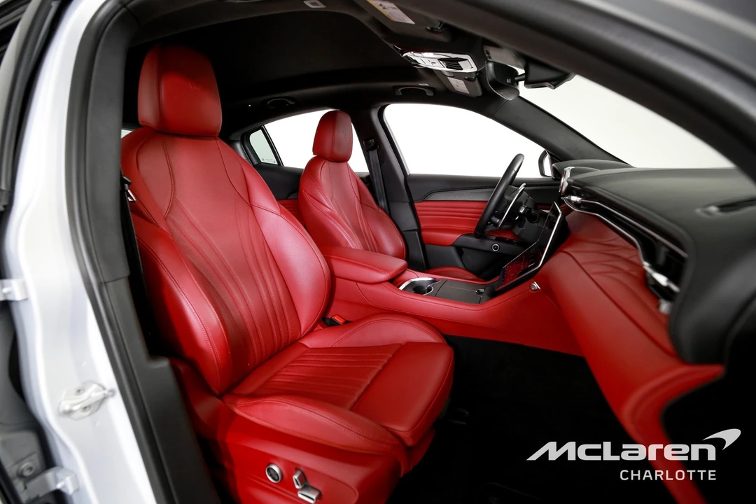 2023 Maserati Grecale - Image 27 of 31