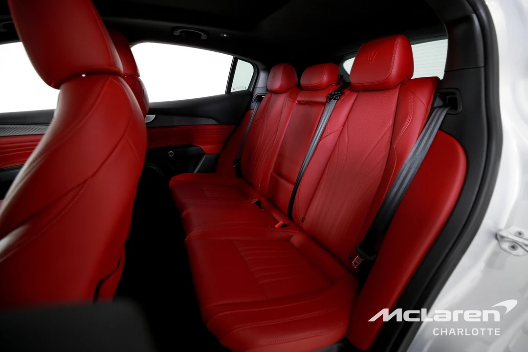 2023 Maserati Grecale - Image 17 of 21