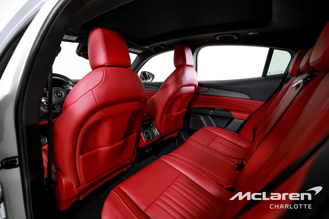 2023 Maserati Grecale - Image 18 of 21