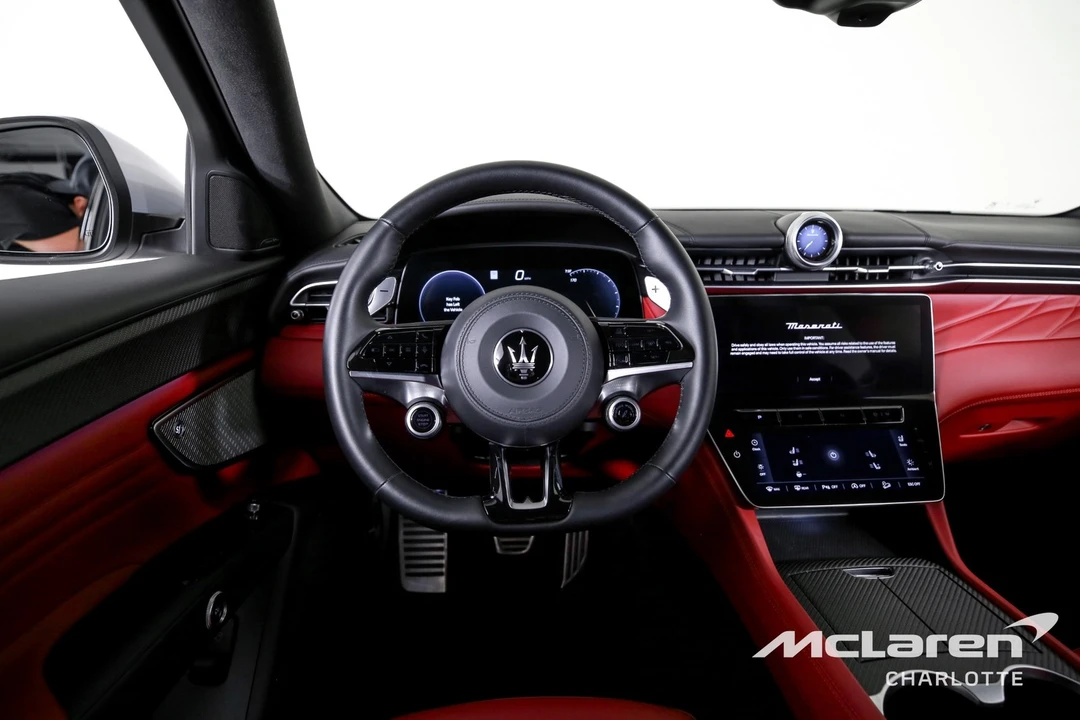 2023 Maserati Grecale - Image 12 of 21