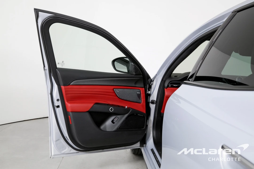 2023 Maserati Grecale - Image 10 of 21