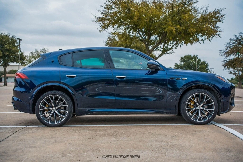 2023 Maserati Grecale - Image 9 of 12