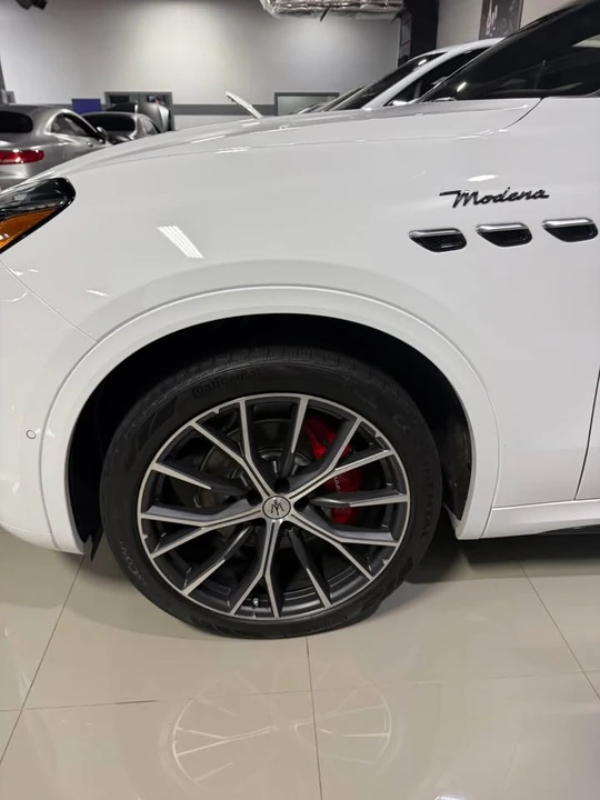 2023 Maserati Grecale - Image 5 of 5