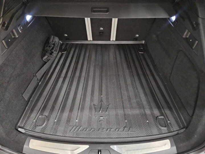 2023 Maserati Grecale - Image 16 of 17
