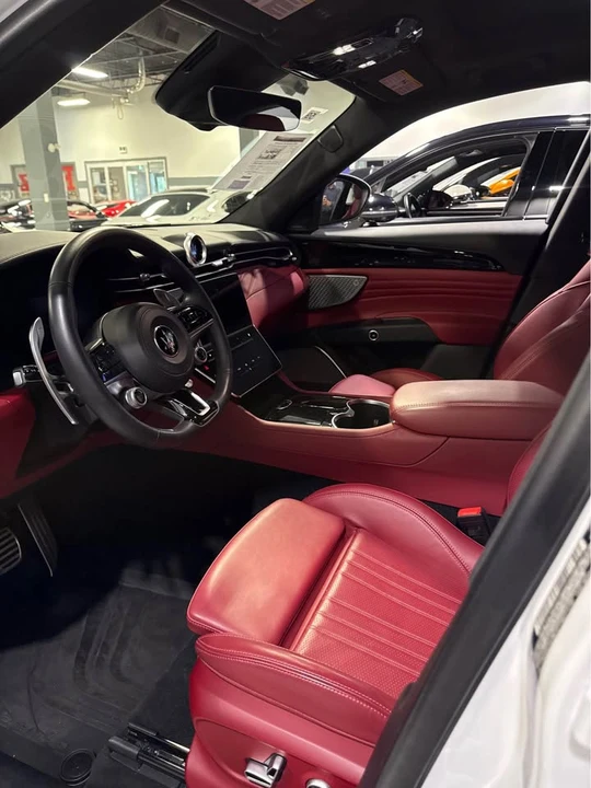 2023 Maserati Grecale - Image 2 of 6