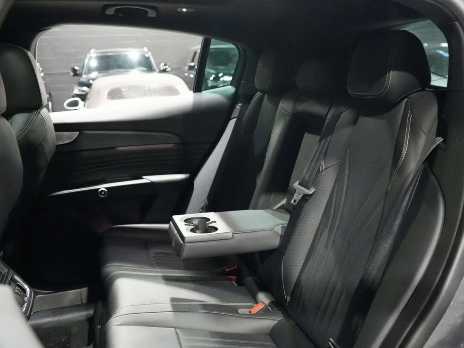 2023 Maserati Grecale - Image 11 of 18