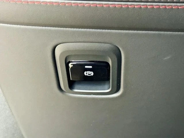 2023 Maserati Grecale - Image 10 of 20