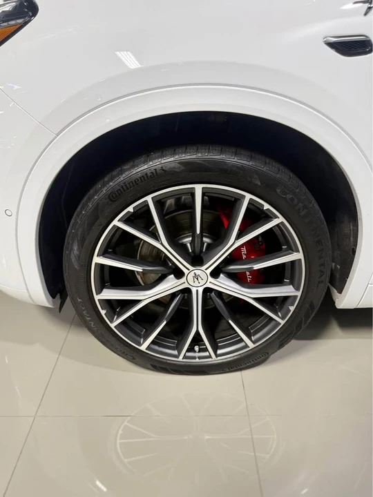 2023 Maserati Grecale - Image 6 of 6