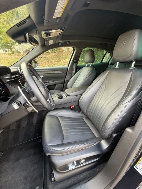 2023 Maserati Grecale - Image 8 of 14