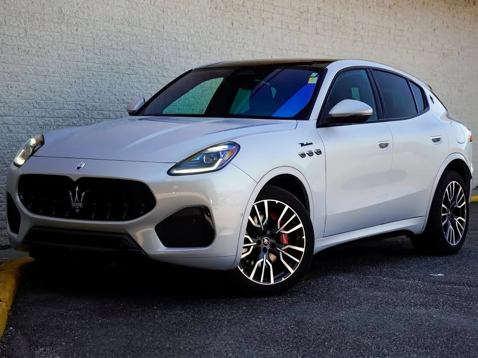 2023 Maserati Grecale - Image 2 of 20
